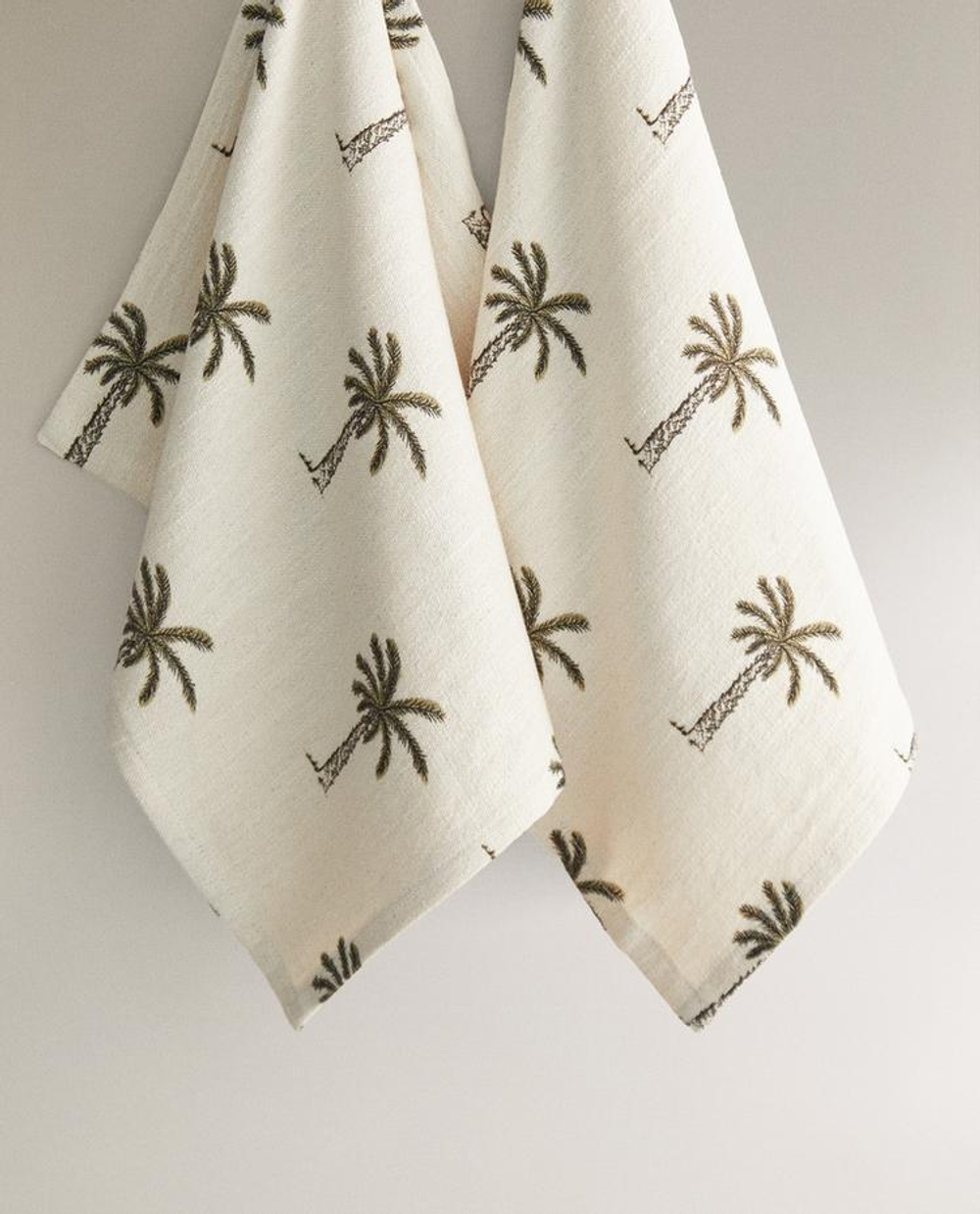 ZARA HOME КУХОННОЕ ПОЛОТЕНЦЕ С ПРИНТОМ (НАБОР ИЗ 2 ШТ.),