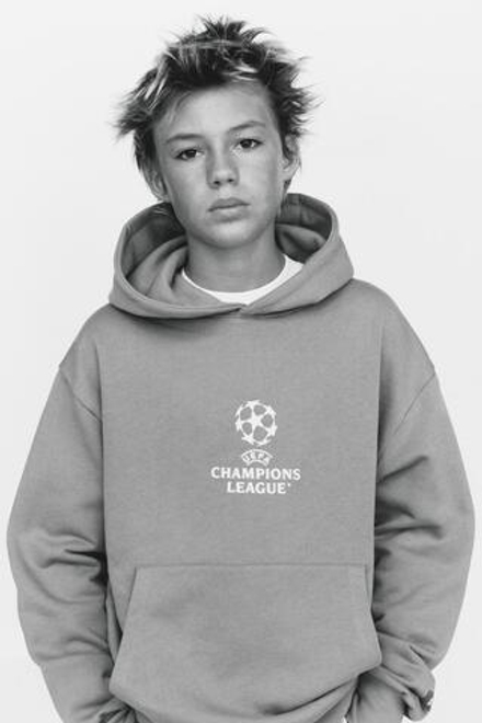 ZARA ХУДИ С КАПЮШОНОМ UEFA CHAMPIONS LEAGUE ®, СЕРЫЙ