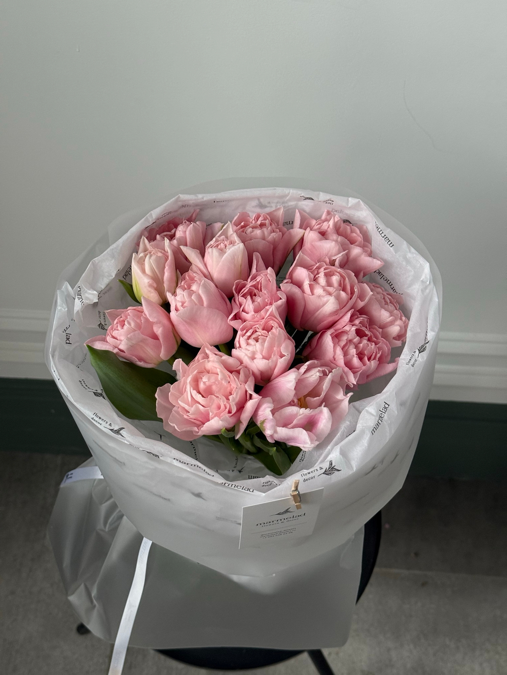 Букет из 15 нежно-розовых пионовидных тюльпанов