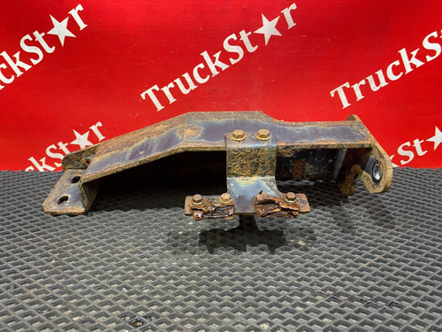 Кронштейн подножки правый 2018г