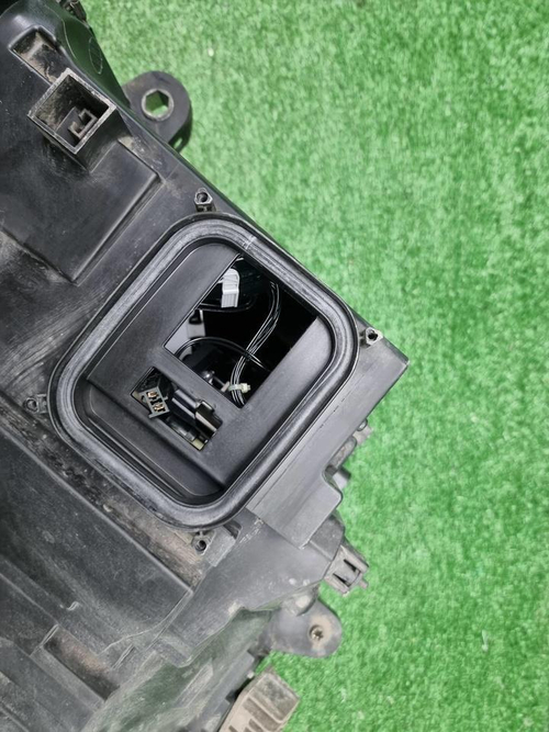 Фара правая Mercedes C w205 (2014-2018) LED