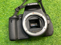Canon 600D kit 18-55mm 3.5-5.6 III (15.700 кадров)