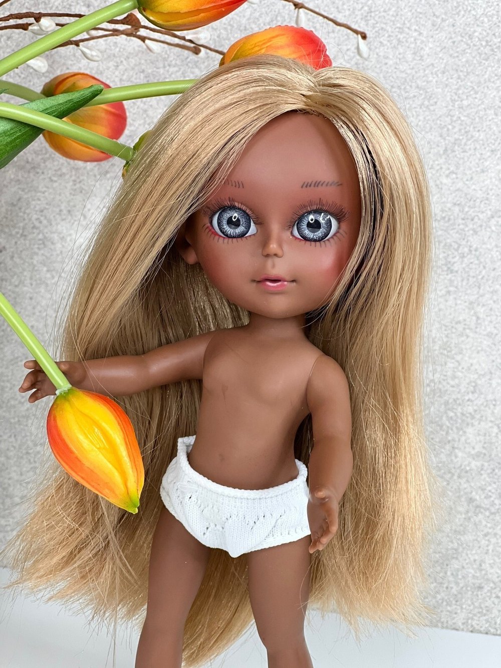 Кукла Nines виниловая 30см Dainty без одежды (2440WN1)