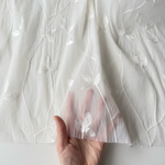 Вышивка Веточки на шифоне