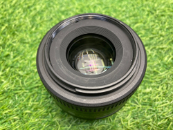Nikon 35mm 1.8G AF-S DX Nikkor