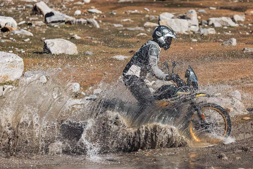 Royal Enfield Himalayan 450 Hanle Black (Premium)