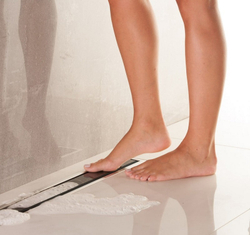 Душевой лоток Pestan Confluo Premium Black Glass Line 750