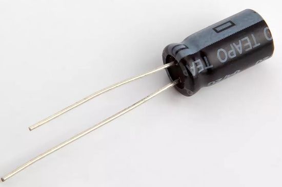 Конденсатор электролитический 47мкФ 63в 105°С SH / 6,3x11 / Teapo