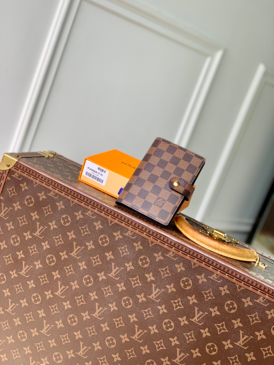 Louis Vuitton Small Ring Agenda