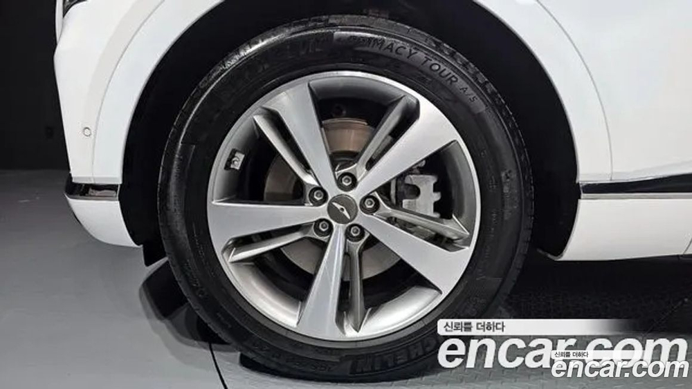 Genesis GV80 2.5T Бензин 2WD (04.2020)