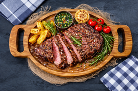 Как выбрать деревянную доску для подачи стейков, бургеров и закусок