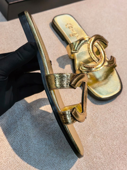 Шлепанцы Chanel
