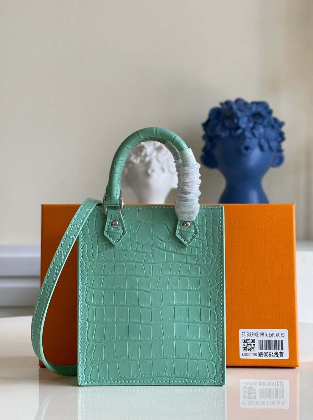 Louis Vuitton Petit Sac Plat