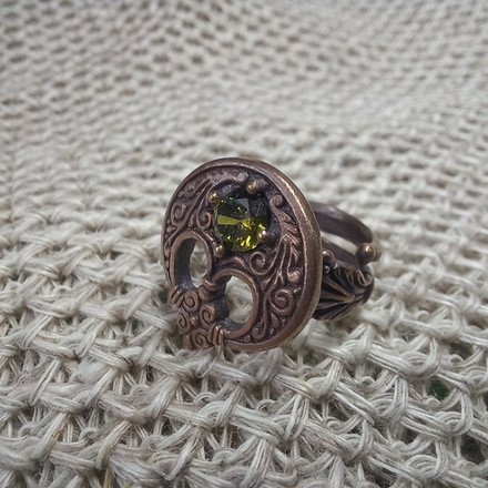 Кольцо "Лунница весенняя" с крином