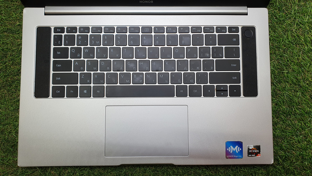 Ноутбук HONOR  Ryzen 5/16Gb/FHD/MagicBook Pro 16 (HYLR-WFQ9)/Windows 11