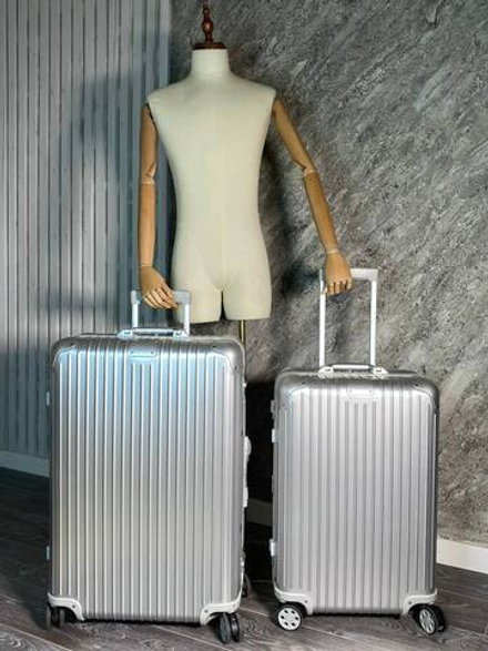 Чемодан Rimowa
