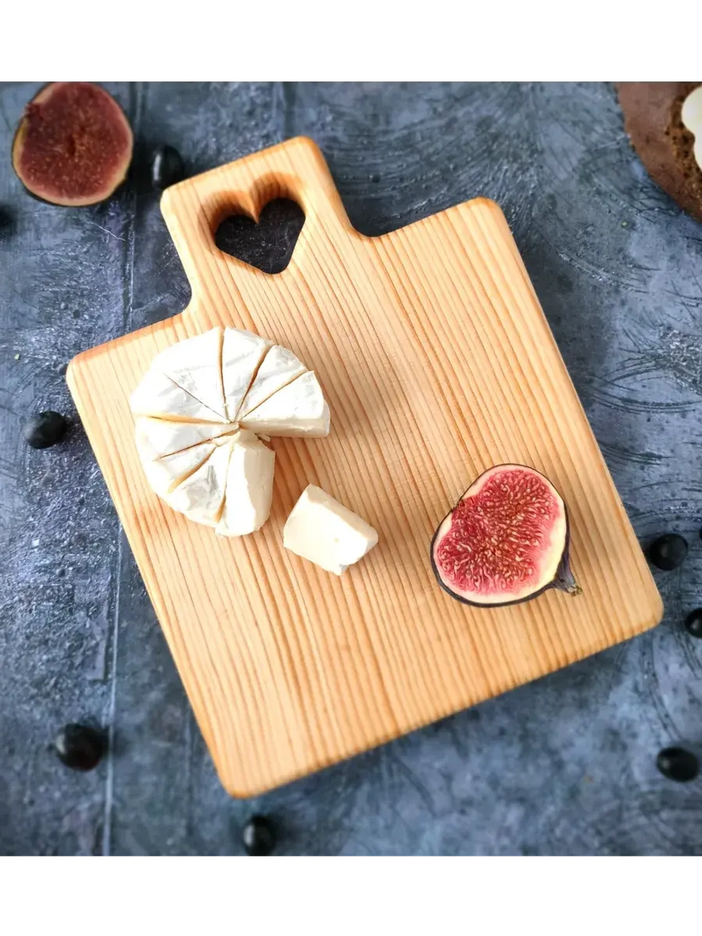 Разделочная доска сервировочная из кедра