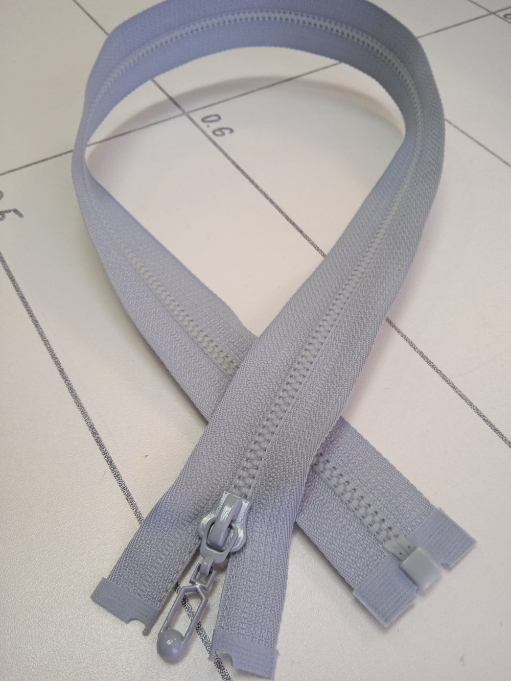Молния (трактор, Т5, 60 см), цвет- Серо-голубой