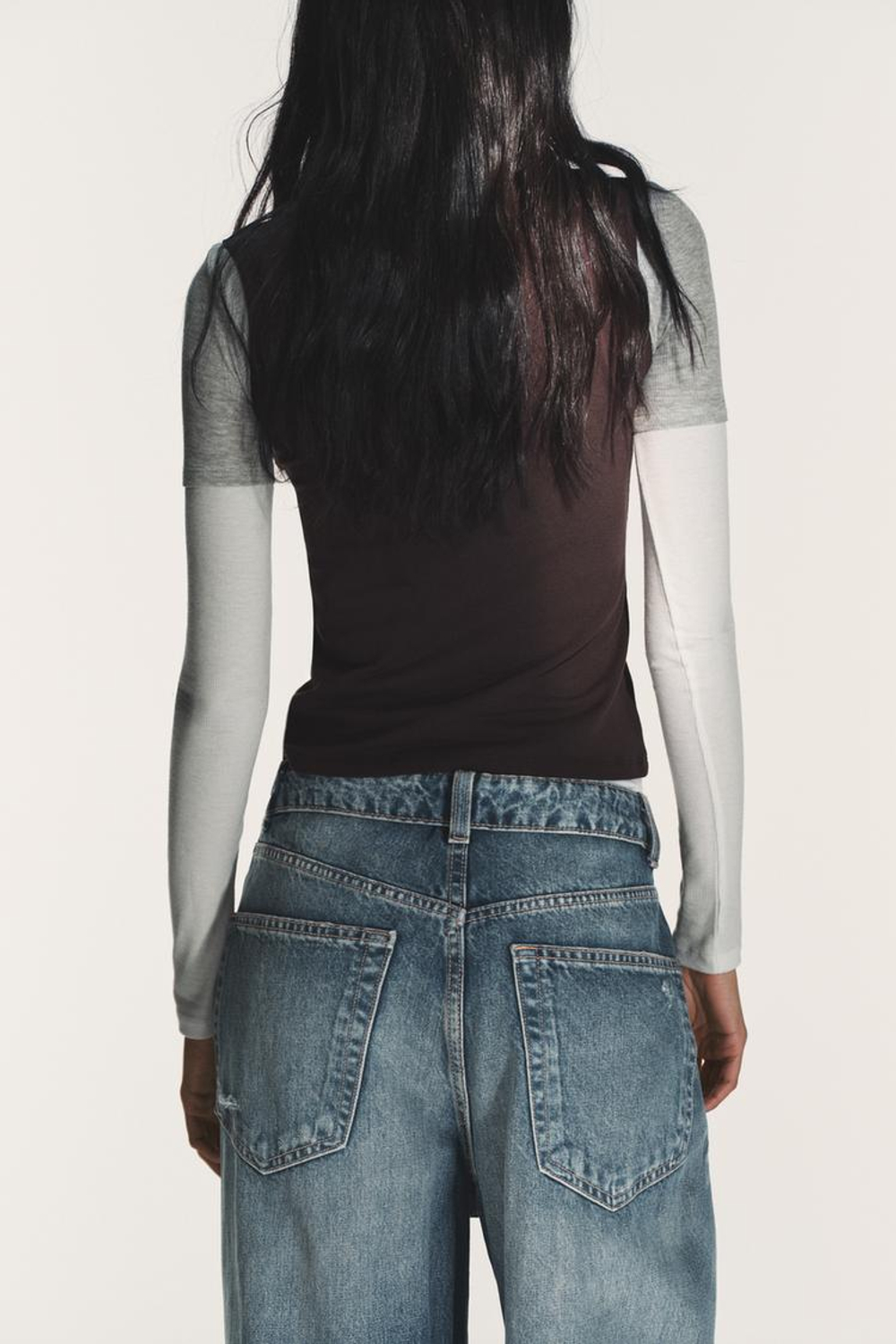 ZARA ФУТБОЛКА С ЭФФЕКТОМ ТРОЙНОГО СЛОЯ И ДЛИННЫМИ РУКАВАМИ, КОРИЧНЕВЫЙ