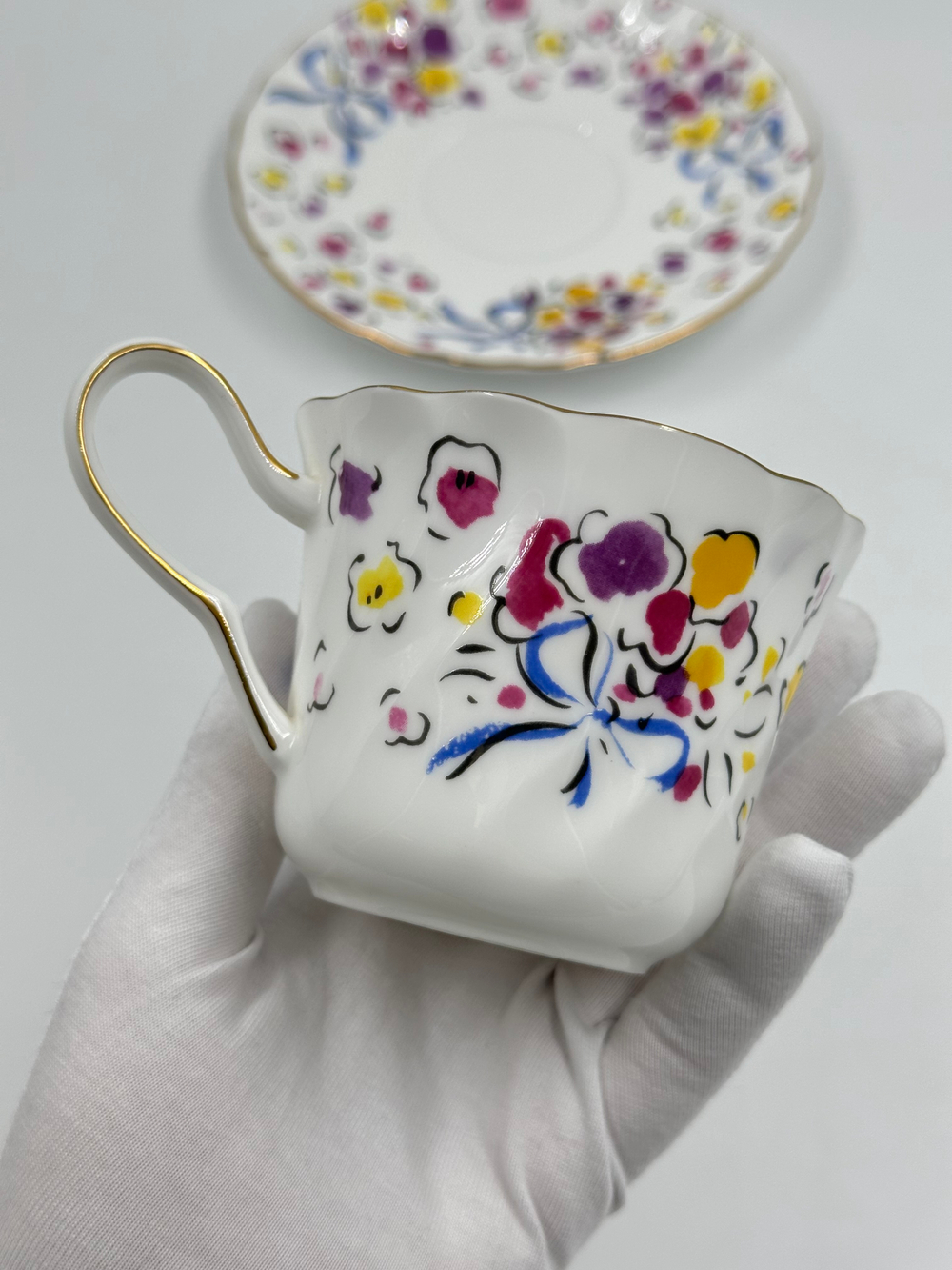 Кофейная пара с цветами Yves Saint Laurent by Yamaka