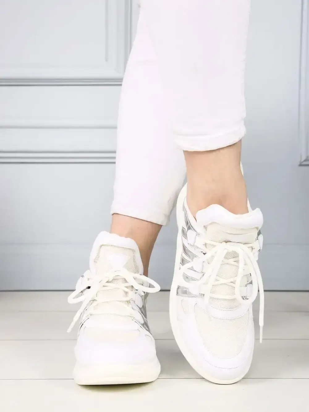 Кроссовки женские натуральная кожа