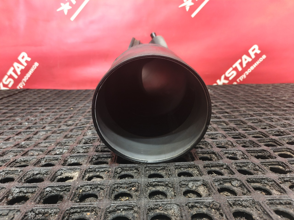 Патрубок воздушного фильтра