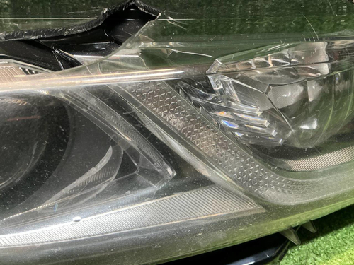 Фара правая Toyota Camry xv70 (2017-н.в.) LED