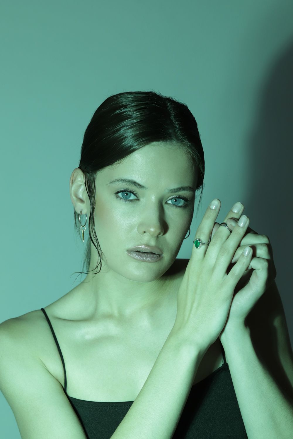 Кольцо Crystal Drop с зелёным агатом