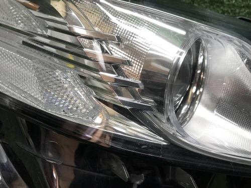 Фара правая Toyota Camry xv70 (2020-н.в.) LED