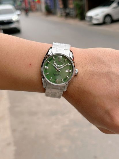 Наручные часы Orient RE-AU0107E00B