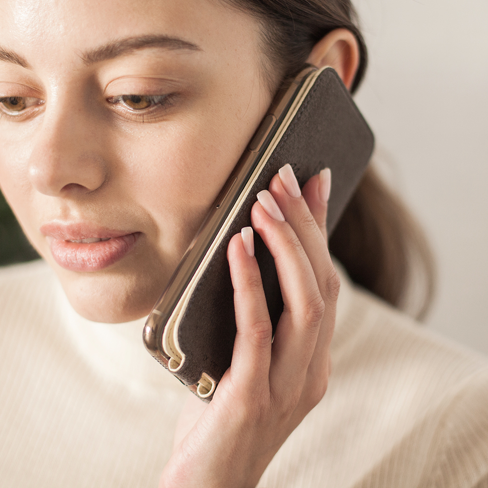 Чехол для iPhone X/XS из натуральной кожи теленка, молочного цвета