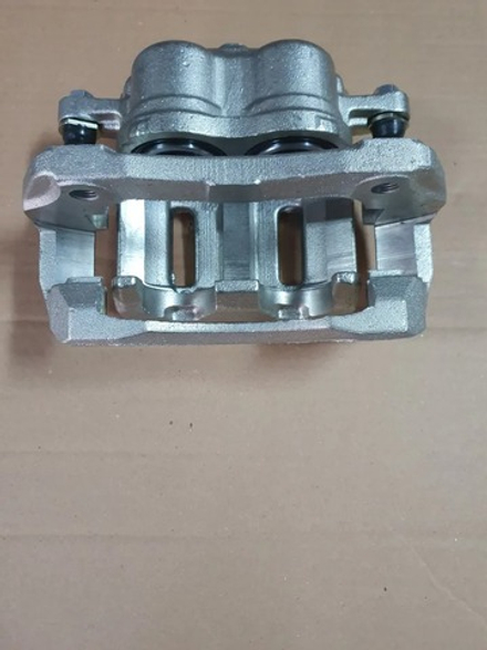Суппорт передний, левый(4WD) Changan CS75
