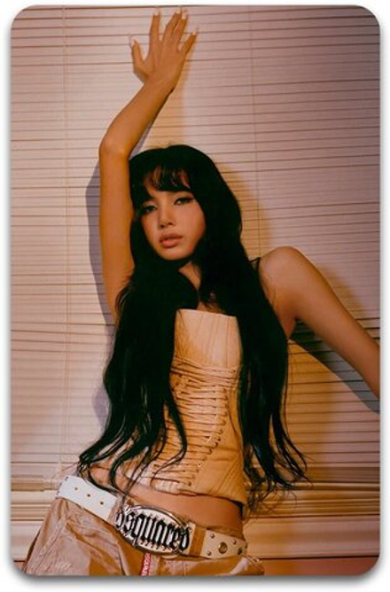 Карта #3363 / Lisa (BLACKPINK)