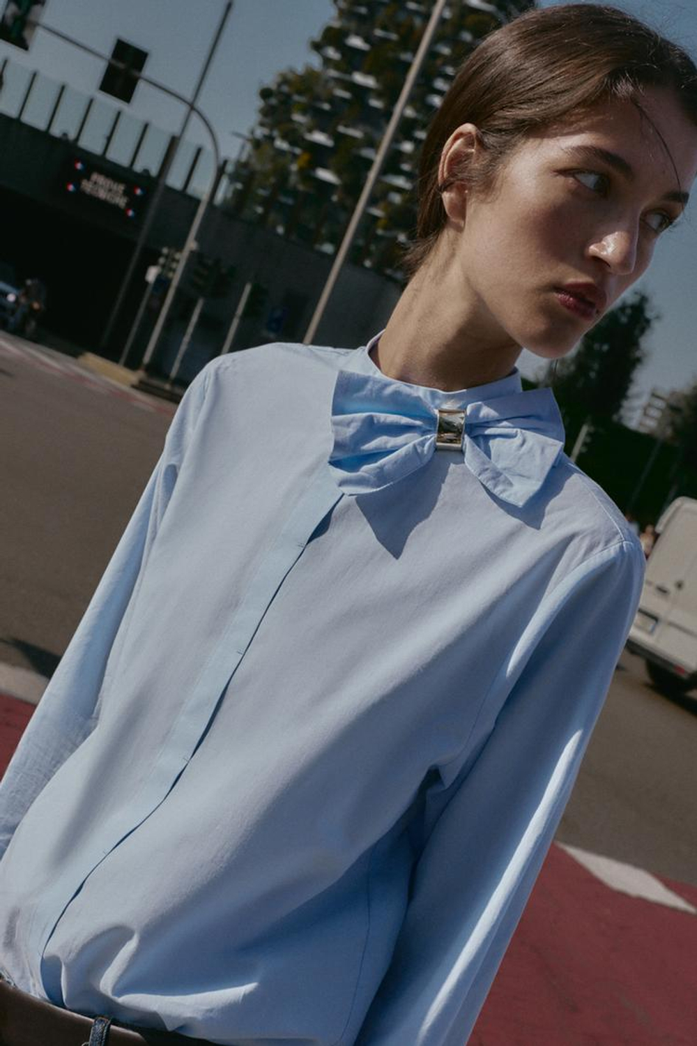 ZARA БЛУЗКА ИЗ ПОПЛИНА С ЗАВЯЗКОЙ, ГОЛУБОЙ