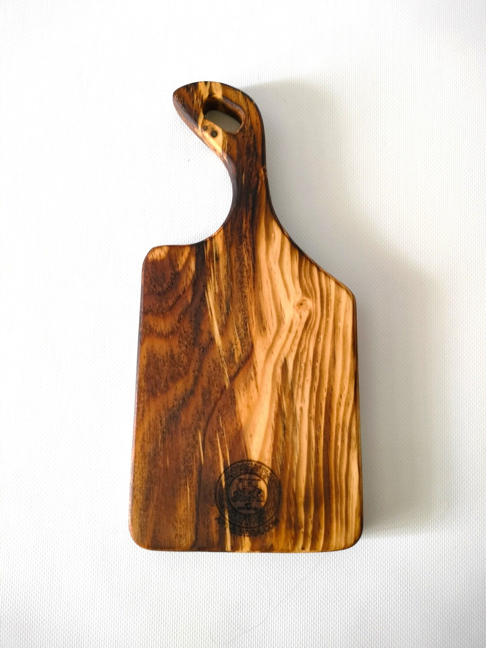 Доска разделочная из дерева сервировочная