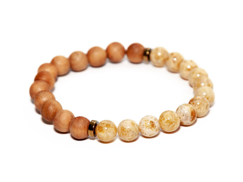 Браслет из белого янтаря с вставкой из дерева Венге, бусины 8 мм. Янтарь натуральный калининградский