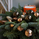 Композиция с фирменной свечой