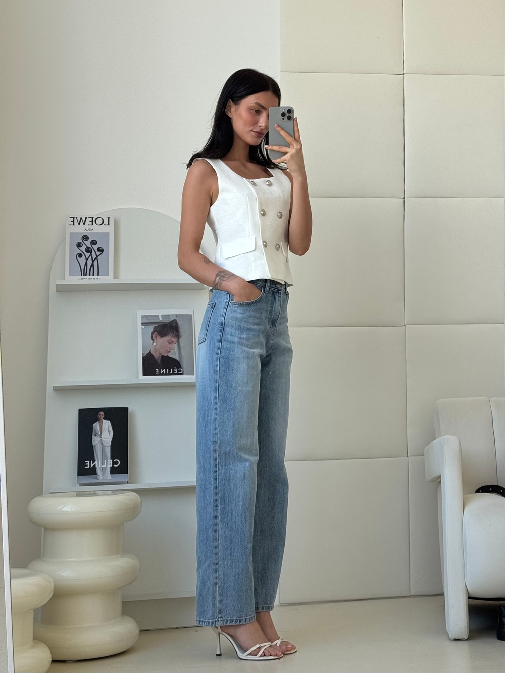 Жилет двубортный / white