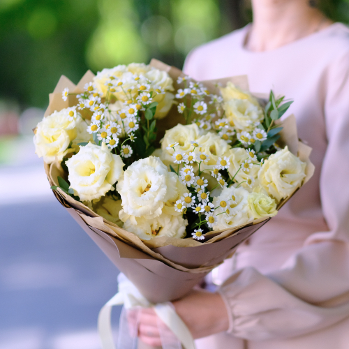 Купить Нежный букет из эустомы #593