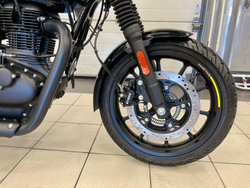 Royal Enfield 350 Hunter (Rebel Black)