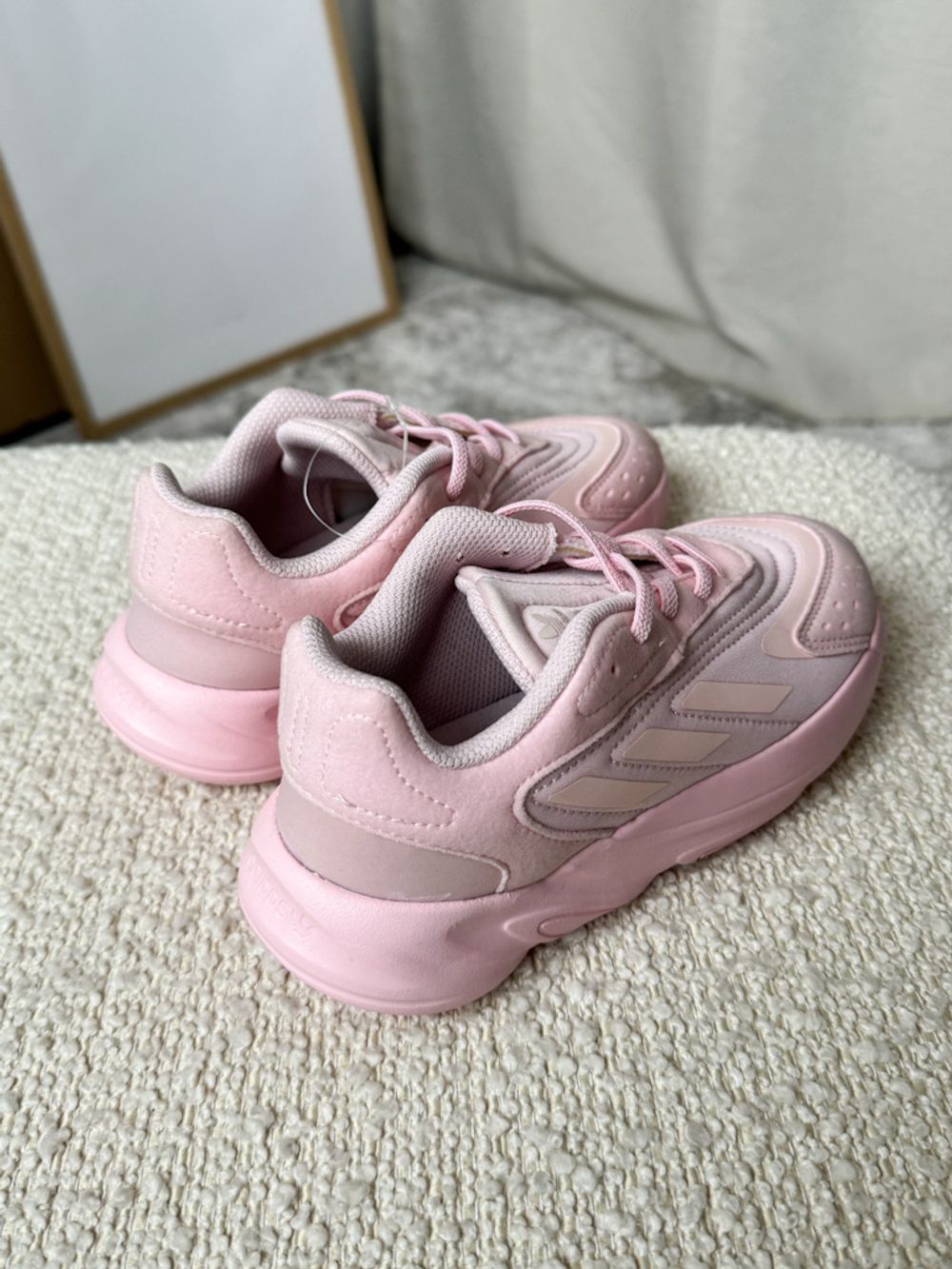 Кроссовки Adidas, 31