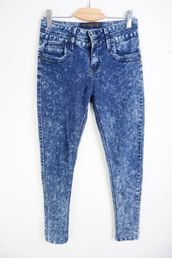 Джинсы Cosmic модные, маркировка 10, визуально на 44 размер