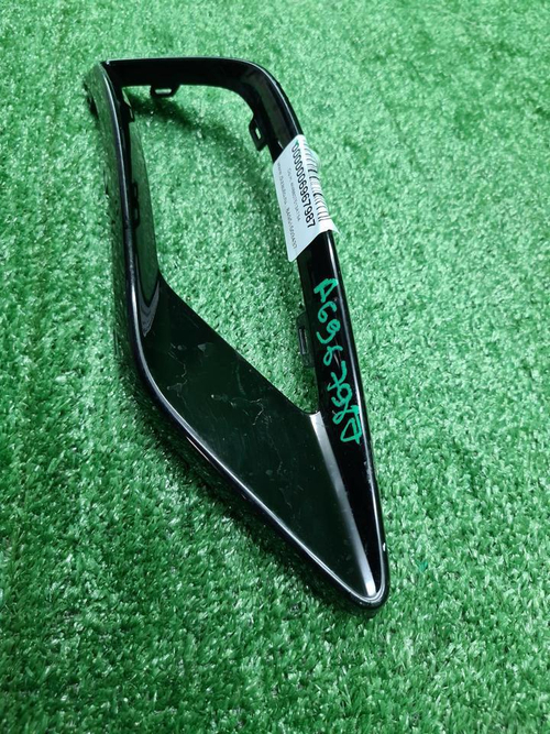 Накладка заднего бампера левая Audi Q8 (18-23)