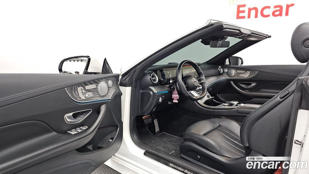Mercedes-Benz E-Class W213 E450 4MATIC Cabriolet (08.2021)