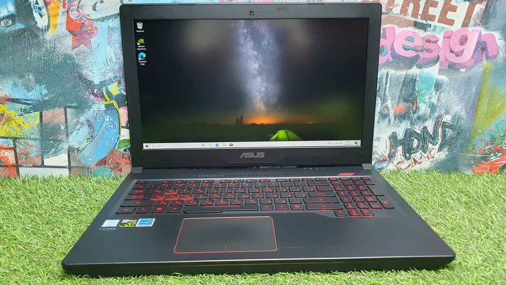 Игровой ASUS i7-7/8Gb/GTX 1060 3Gb/FHD