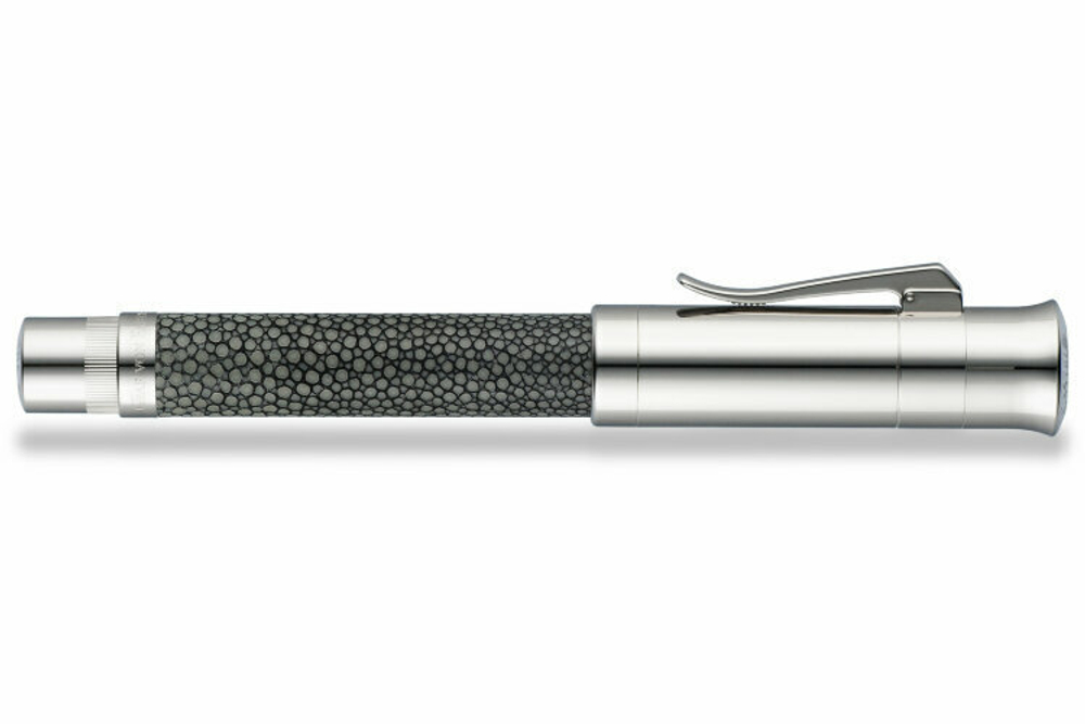 Перьевая ручка Graf von Faber-Castell Pen of Year 2005