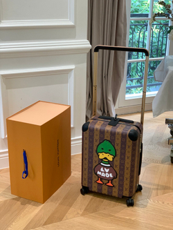 Louis Vuitton Horizon 55