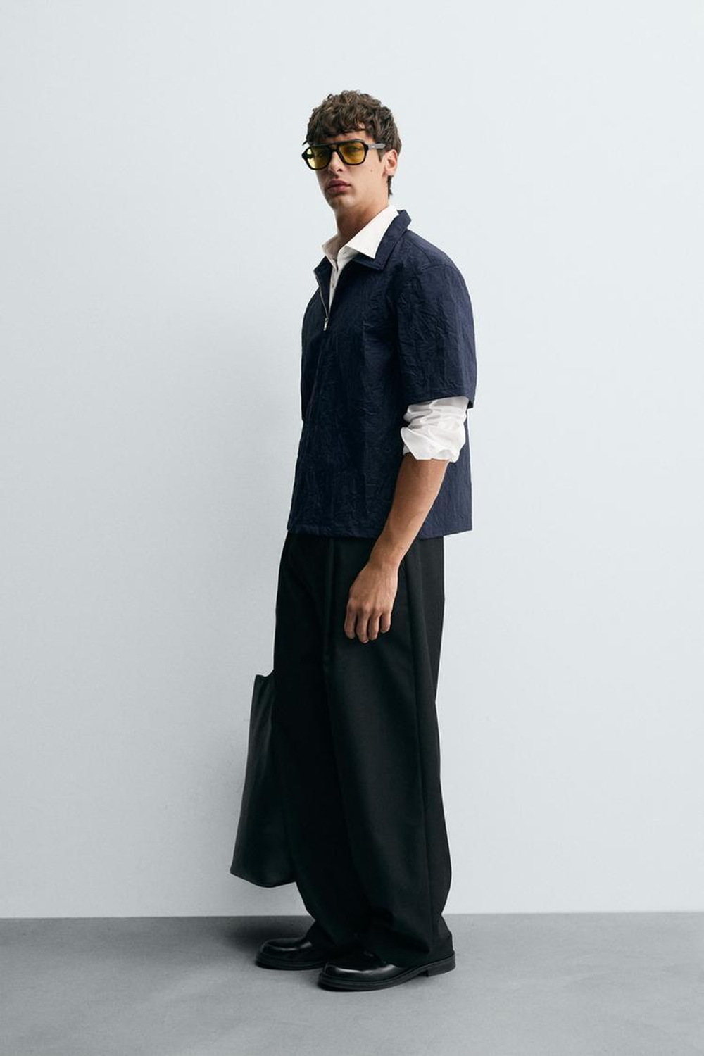 ZARА РУБАШКА С ЭФФЕКТОМ ПОМЯТОСТИ НА МОЛНИИ, МОРСКОЙ СИНИЙ