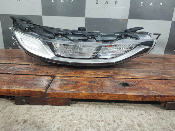 Фара ДХО правая Kia Soul 3 (SK3) 19-нв Б/У Оригинал 92208K0000