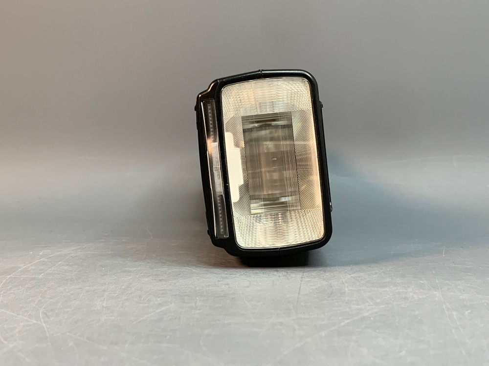 Nikon Speedlight SB-900